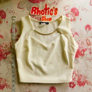 Classy Crop Top With A Sweetheart Neckline